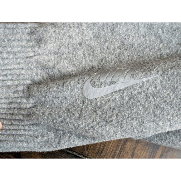 Nike Tech Fleece Pullover Crewneck Sweatshirt L Gray Cropped Streetwear Athletic - Picture 3 of 13